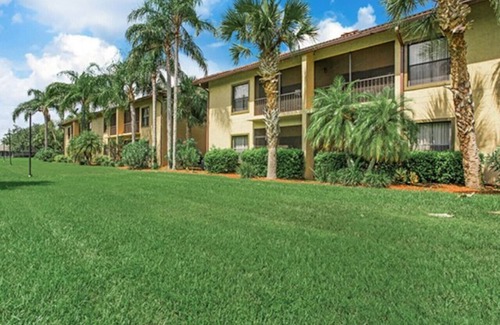 Solivita Apartment | Diamond - Alhambra at Poinciana Studio
