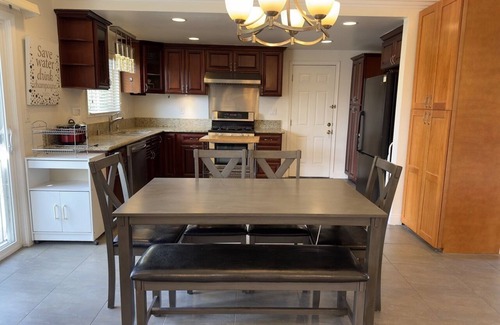 Valle Lindo House | Diamond Bar Gem: Fresh, Quiet, and Connected - Perfect for Families