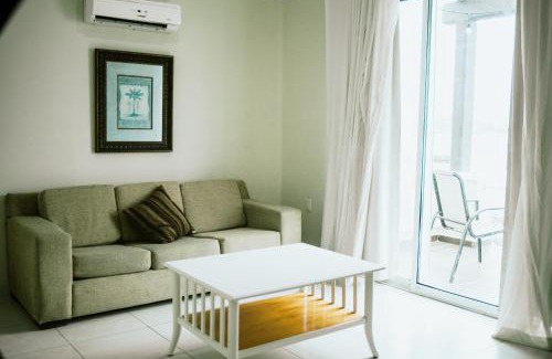 Cerritos Hotel | Diamond Bay