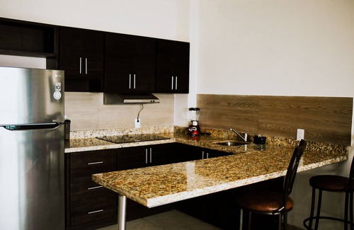 Cerritos Hotel | Diamond Bay