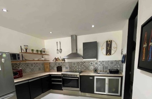 Granjas del Marques House | Diamond Beach Villa