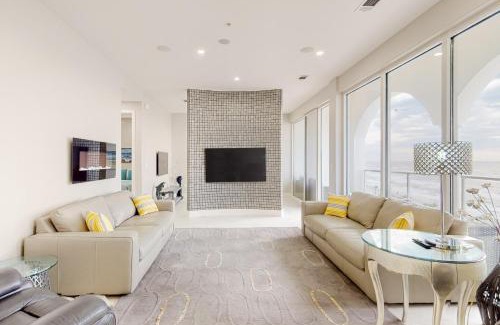 Galveston Apartment | Diamond Beach Crown Jewel- #714
