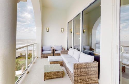 Galveston Apartment | Diamond Beach Crown Jewel- #714