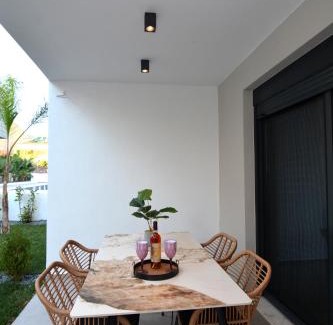 Nea Iraklitsa Apartment | Diamond C Luxury Apartment
