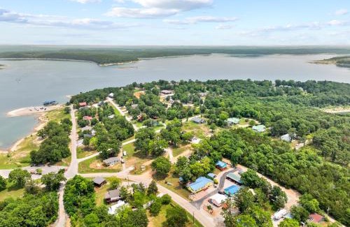 Diamond City Hotel | Diamond City Lakeside Resort