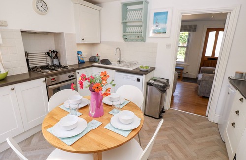 Freshwater Cottage | DIAMOND COTTAGE, country holiday cottage in Freshwater