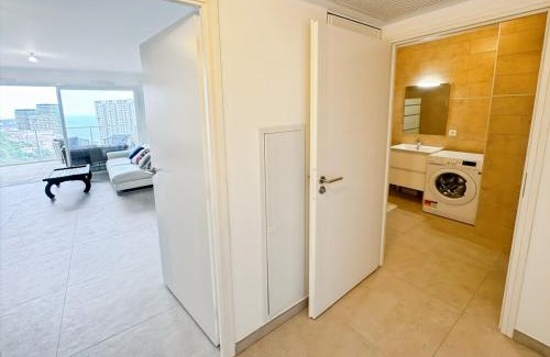 Beausoleil Apartment | Diamond Flat, Rickeys
