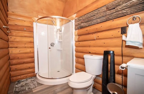 Mc Caskill Resort | Diamond Glamping - Specialty Cabin