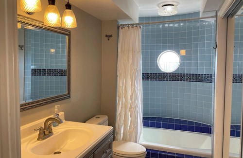 Waikiki Condo | Diamond Head and Ocean Views! 2BR/2BA + Parking Condo in Waikiki