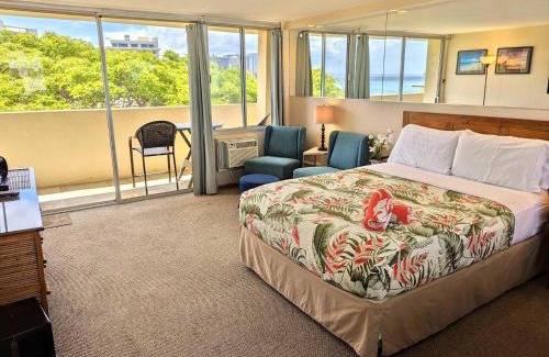 Diamond Head - Kapahulu - St. Louis Apartment | Diamond Head Beach, Queen Studio, Balc, Ocean View