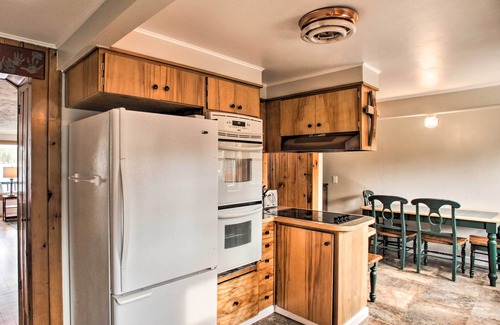 Diamond Lake House | Diamond Lake Home w/Dock Close to 2 Ski Resorts!