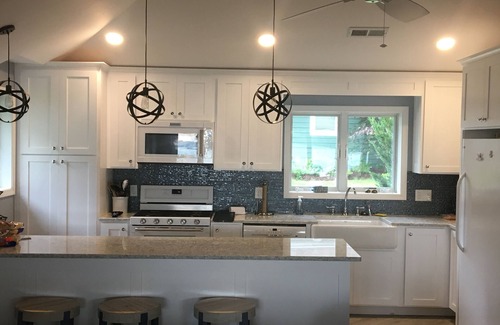 Cassopolis House | Diamond Lake Vacation Home - Perfect for Notre Dame Weekends