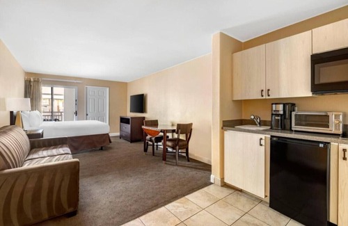 Canyon Corridor Apartment | Diamond - Palm Canyon Resort - 2BD