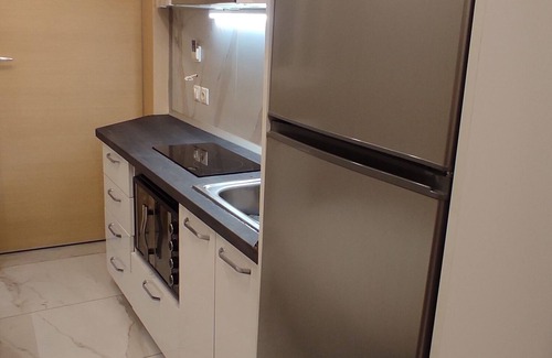 Perea Apartment | Diamond & Pearl Deluxe Smart Studios