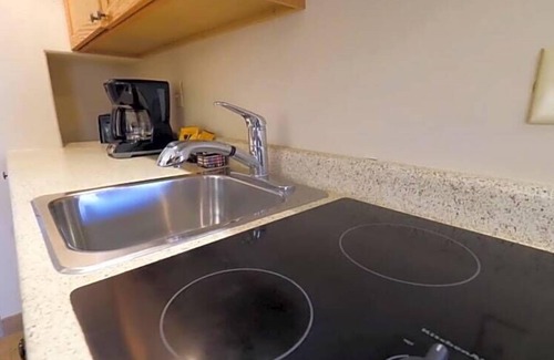 Oak Creek Apartment | Diamond Resorts Bell Rock Inn - Studio
