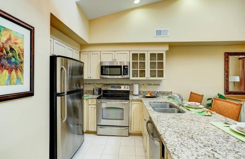 Northeast Virginia Beach Villa | Diamond Resorts Turtle Cay Resort - 2 Bedroom Lockoff