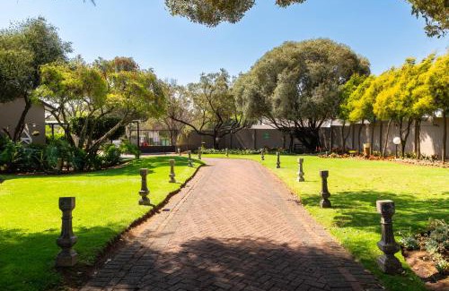 Middelburg Bed & Breakfast | Diamond Rose Guest House