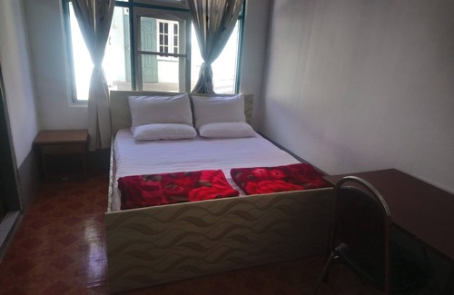 Nyaungshwe House | Diamond Star Guest House