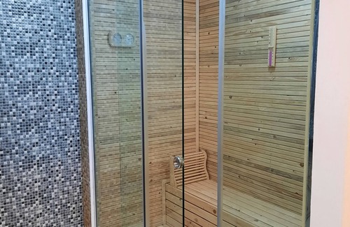 Al Maabilah Hotel | Diamond Star Hotel