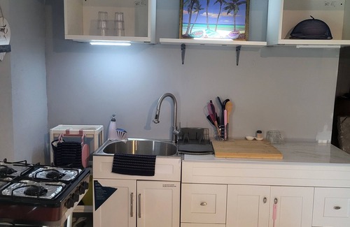Colonarie House | Diamond Studio 8 Mins from Argyle Airport