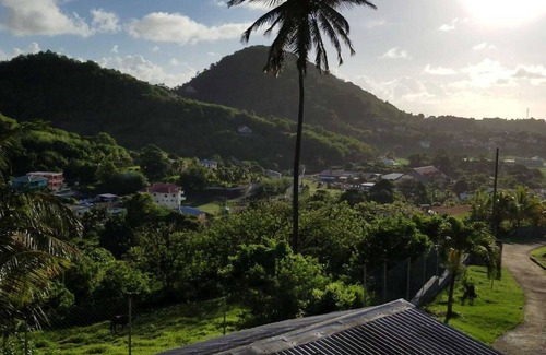 Colonarie House | Diamond Studio 8 Mins from Argyle Airport