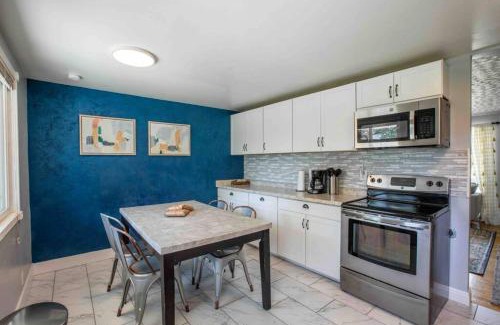 White City House | Diamond
