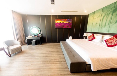 Van Don Hotel | Diamond Van Don