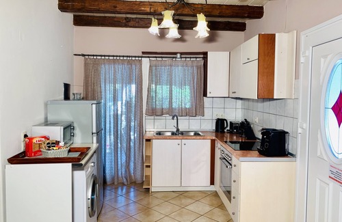 Parelia Villa | Diamond Villa - The perfect choice for a big family. Close to the beach & golf