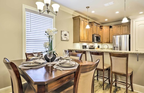 Diamondhead Condo | Diamondhead Condo - Marina, Pool Access & Golfing!