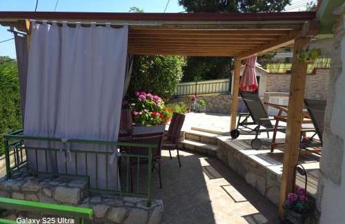 Golovik House | Diana Holiday Home