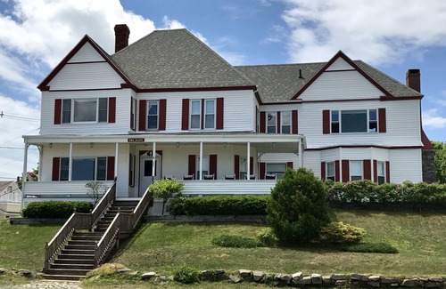 York Beach Cottage | Diane Cottage, York Manor, Short Sands Beach