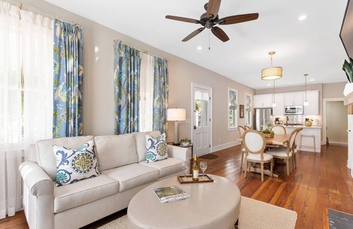 Charleston Historic District Apartment | Dianna Browns Place | Historic District