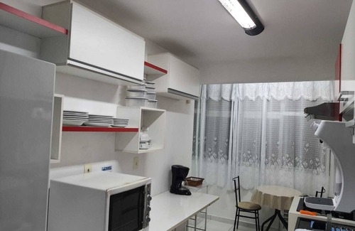 Gonzaga Apartment | Dias, Sol e Mar no Coração do Gonzaga – Apto 3 quartos com ar e estacionamento