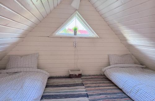 Suuresadama Ski Chalet | Diby Kämping Minimajad