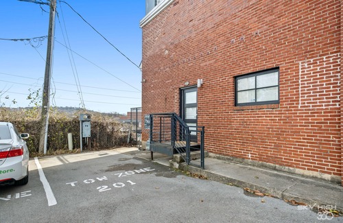 Fayetteville House | Dickson St. Hideaway