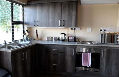 Kai !Garib House | Die Bult Plaas Guesthouse