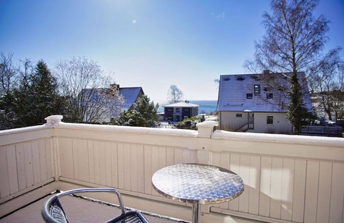 Moenchgut Peninsula Apartment | Die Ferienwohnung Nr. 02 in der Villa am Sonnenhang - Villa am Sonnenhang