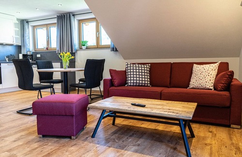 Oberstaufen Apartment | Die Ferienwohnung Thaler Höhe Wurde 2023 Fertiggestellt und Bietet mit ca