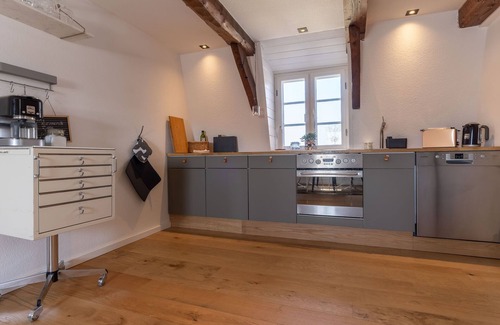 Toenning Apartment | Die Kleine Dachstuv-fewo ist der Perfekte Ort für Ihren Urlaub an der Nordsee!