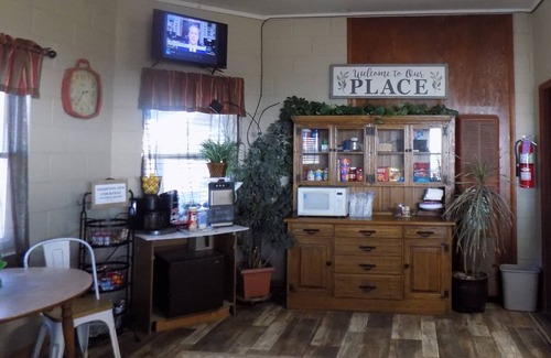Dighton Hotel | Dighton Inn