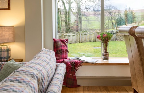 Galashiels House | DIGNITY - Beautiful Barn Conversion in Idyllic Countryside with Hot Tub