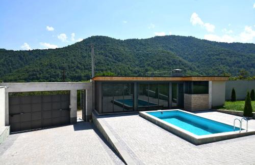 Dilijan Villa | Dilijan Aqualin Villa