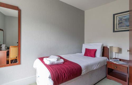 Hele Hotel | Dilkhusa Grand Hotel by Compass Hospitality