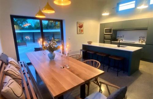 Scramoge House | Dillon School House - Luxury in the countryside