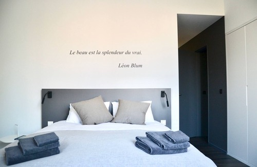 Corbais Bed & Breakfast | Dimensions M