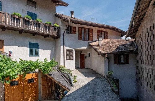Cloz Apartment | Dimora al Portico, Cloz- Ospitar