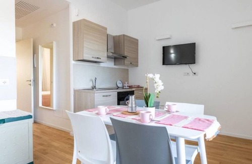 Municipio 1 Apartment | Dimora Anna - Beachfront Apartment