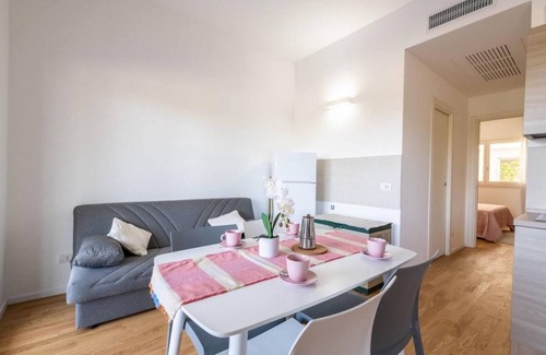 Municipio 1 Apartment | Dimora Anna - Beachfront Apartment