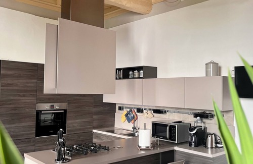 Pavia Apartment | Dimora Boezio7, elegant apartment in the center