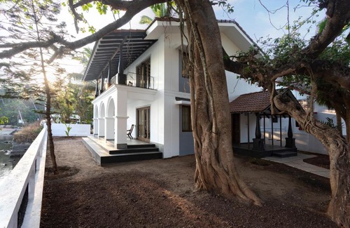 Baga Villa | DIMORA BY THE SEA